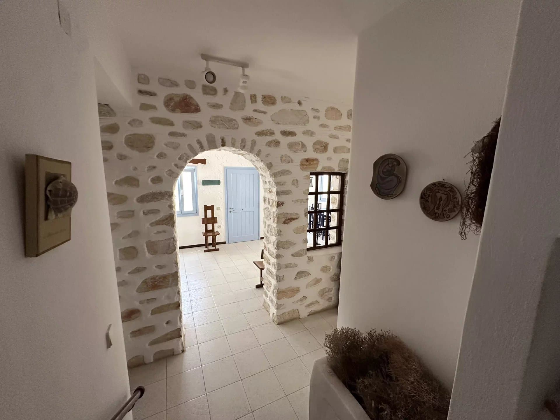 FOR SALE - SPACIOUS VILLAGE HOUSE WITH SEA VIEW - PAROS ISLAND - Image 24