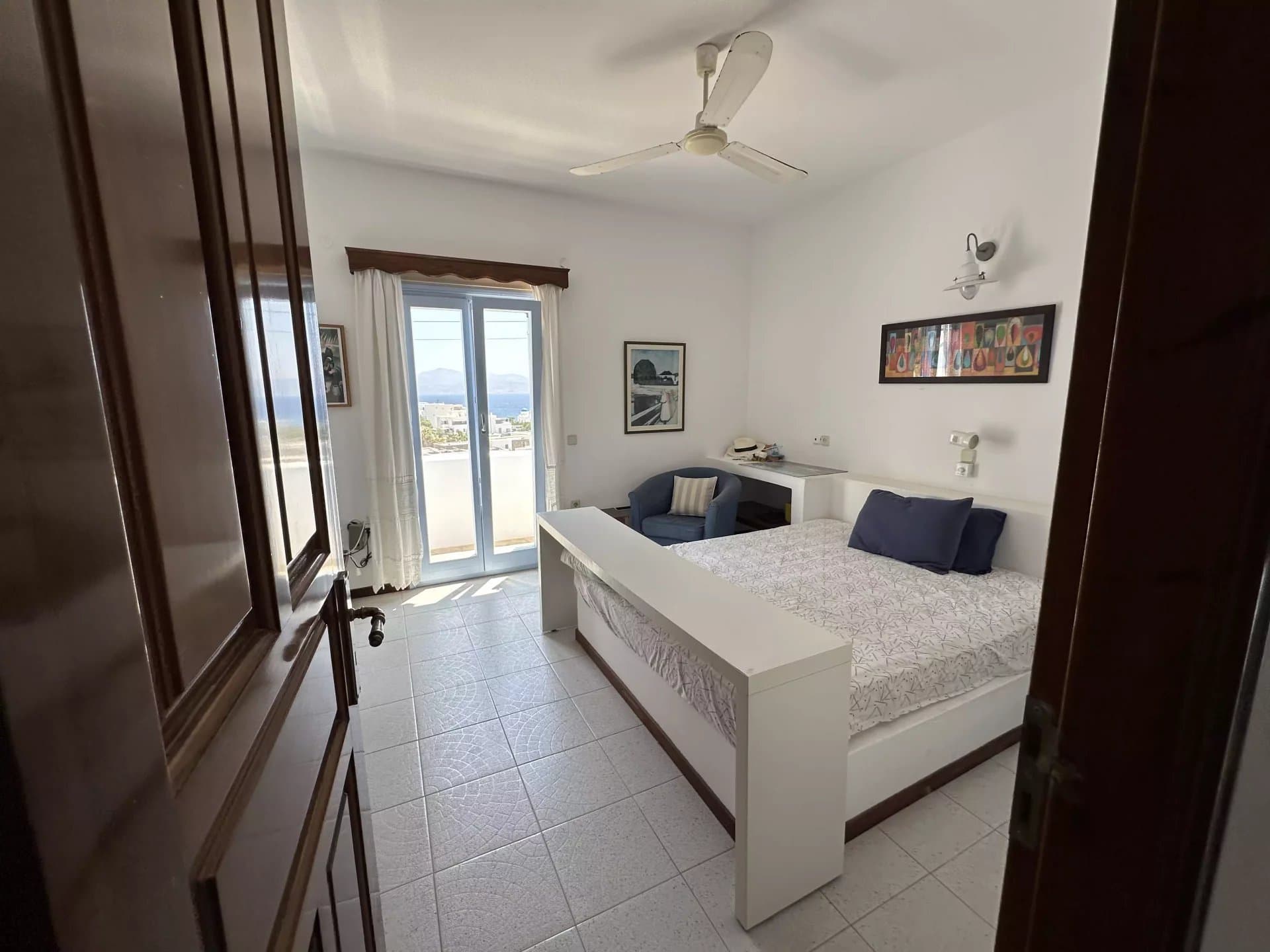 FOR SALE - SPACIOUS VILLAGE HOUSE WITH SEA VIEW - PAROS ISLAND - Image 16