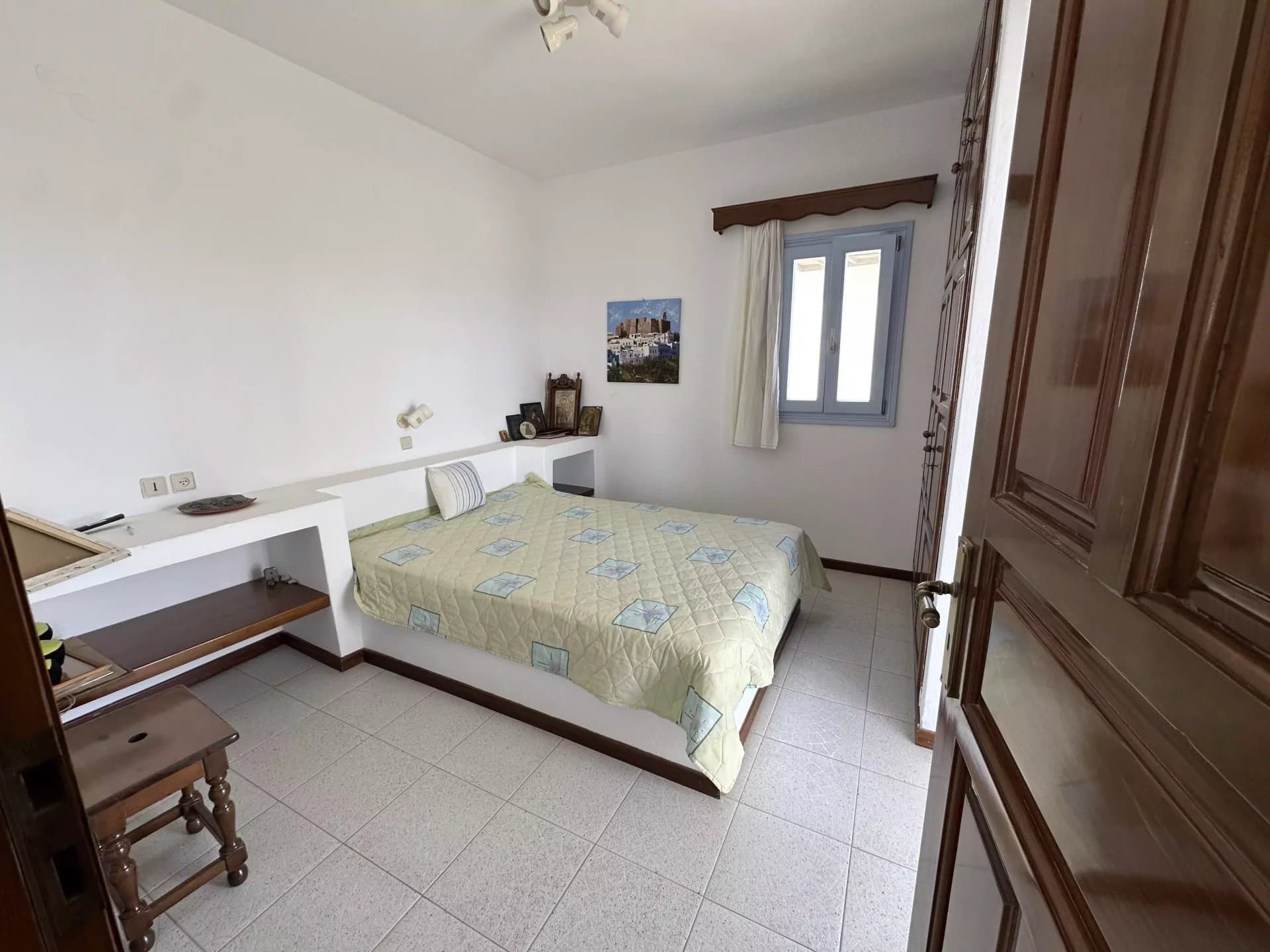 FOR SALE - SPACIOUS VILLAGE HOUSE WITH SEA VIEW - PAROS ISLAND - Image 11