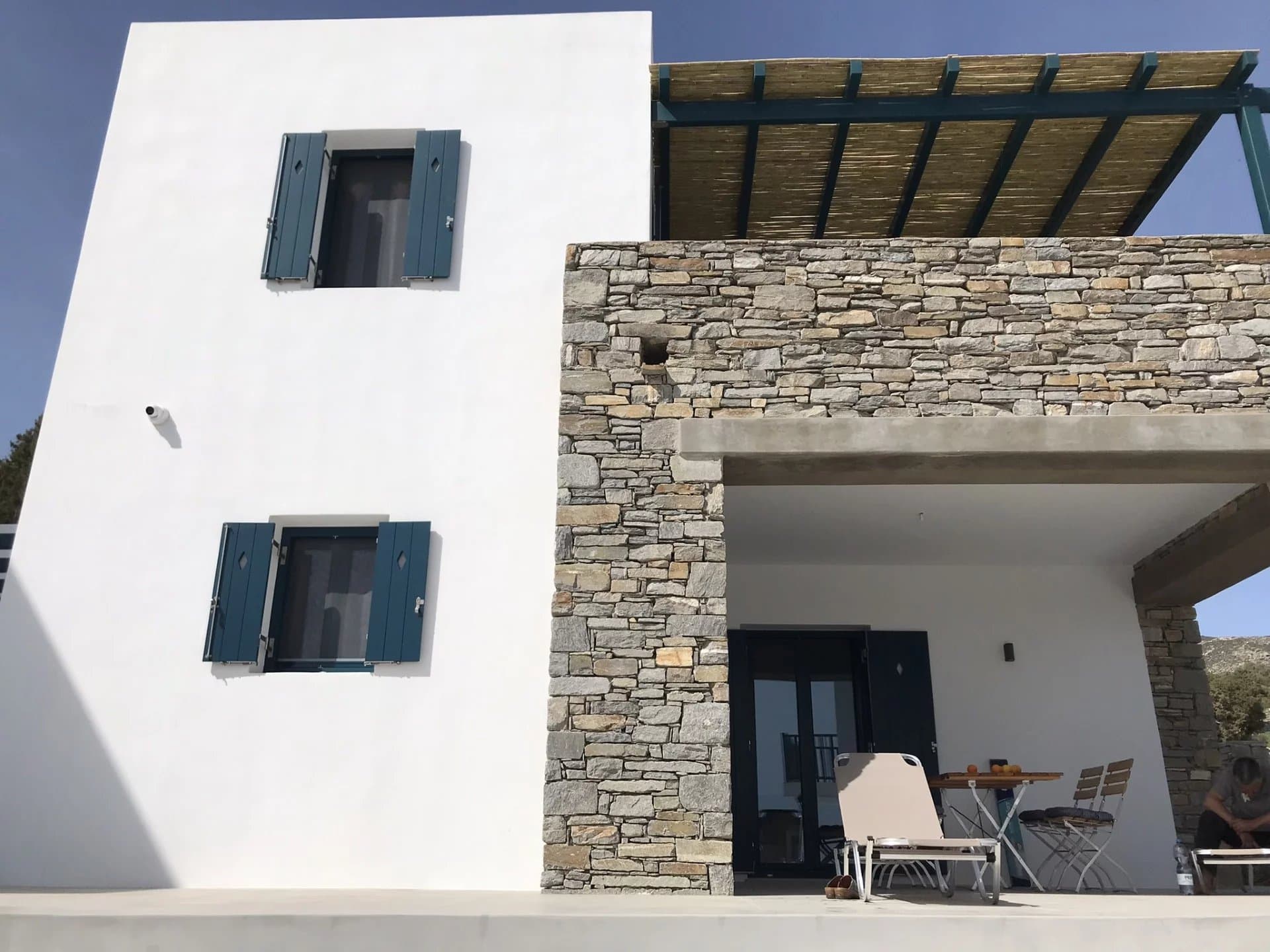 Sea View Maisonette for Sale in Aspro Chorio, Paros – Exceptional Condition & Boutique Island Living - Image 8