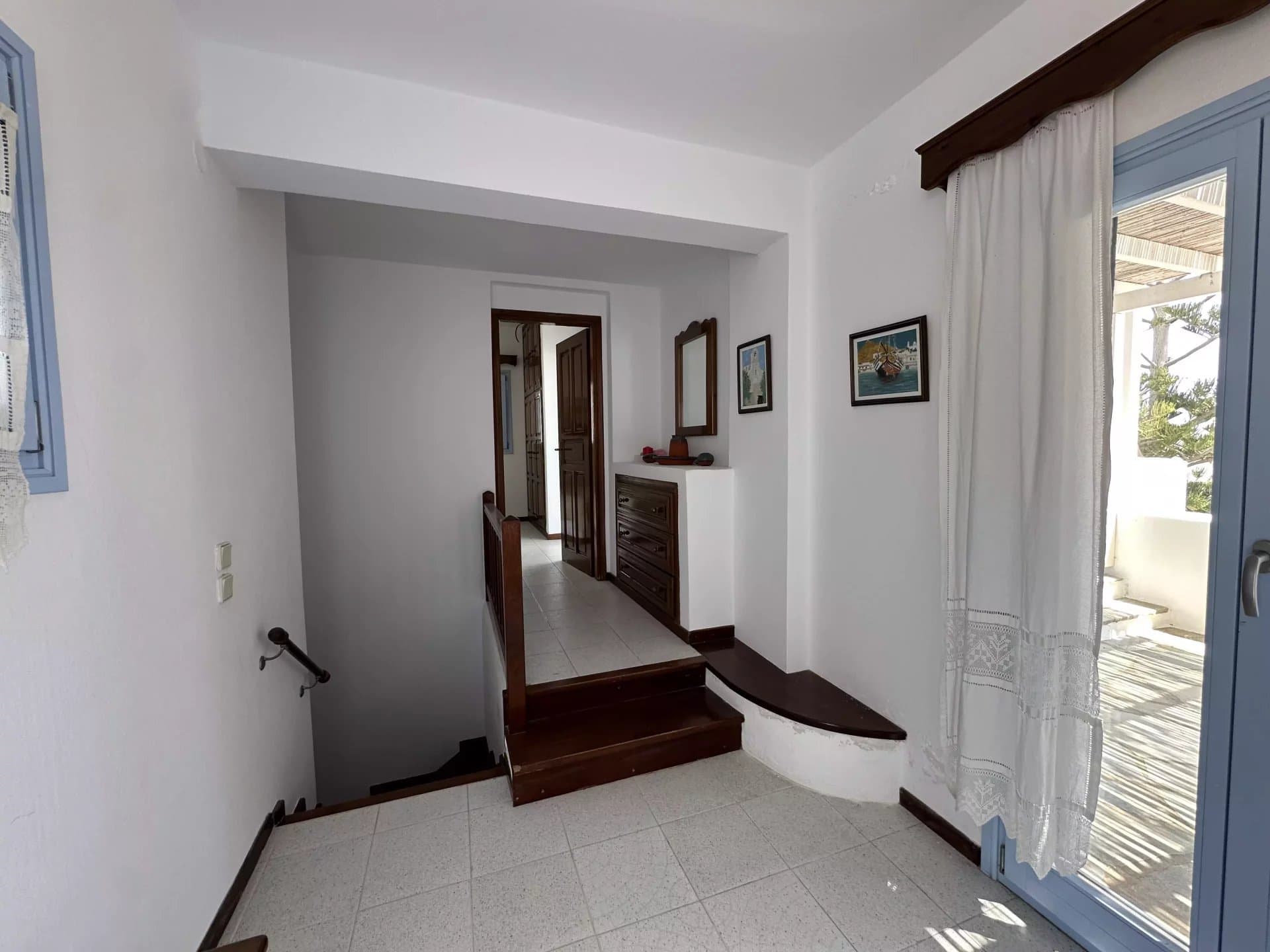 FOR SALE - SPACIOUS VILLAGE HOUSE WITH SEA VIEW - PAROS ISLAND - Image 9