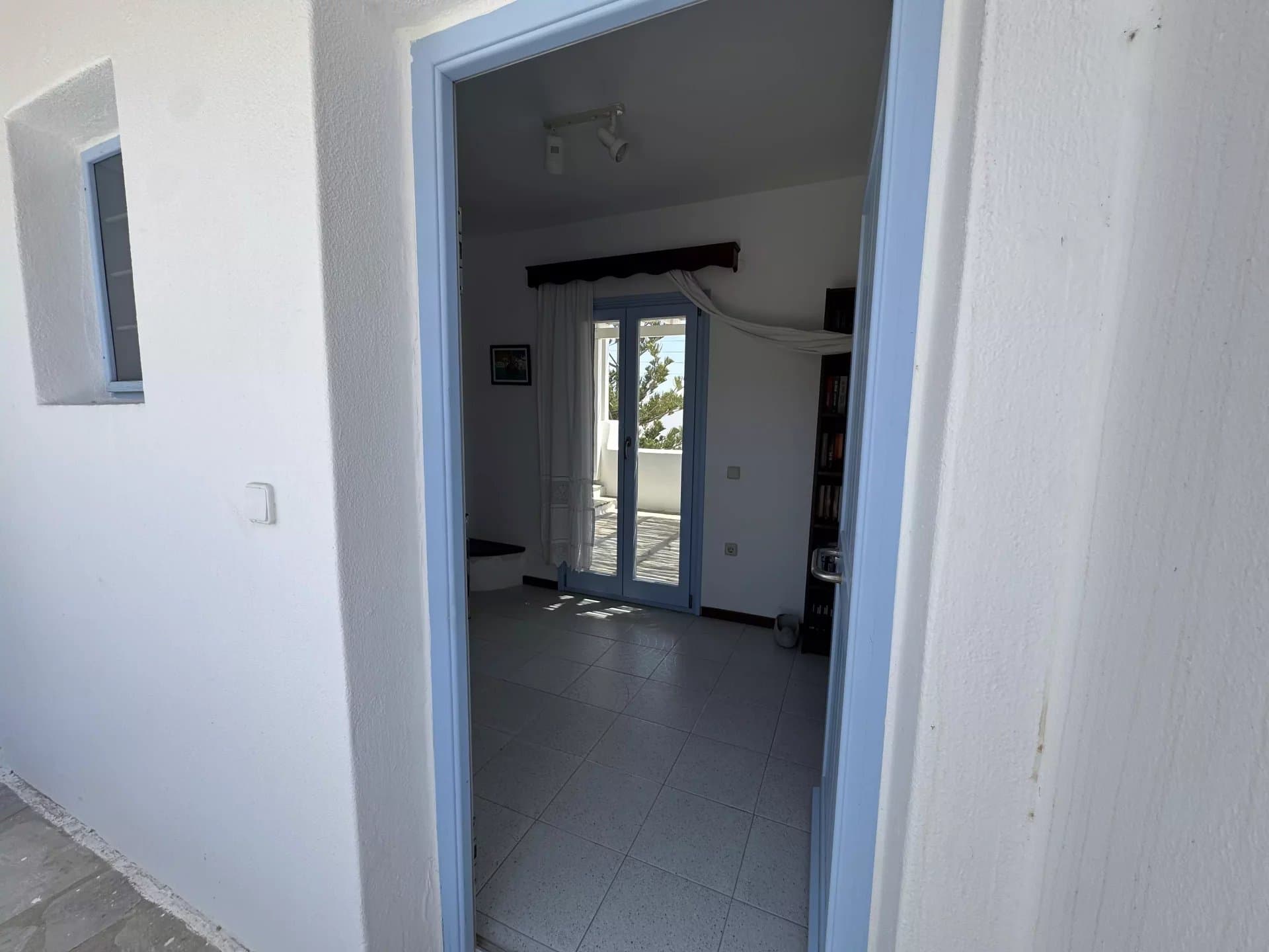 FOR SALE - SPACIOUS VILLAGE HOUSE WITH SEA VIEW - PAROS ISLAND - Image 8