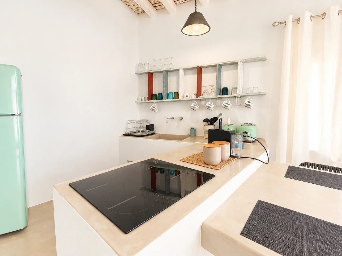 Characterful Cycladic House in Marmara, Paros – Authentic Charm & Private Courtyard - Image 5