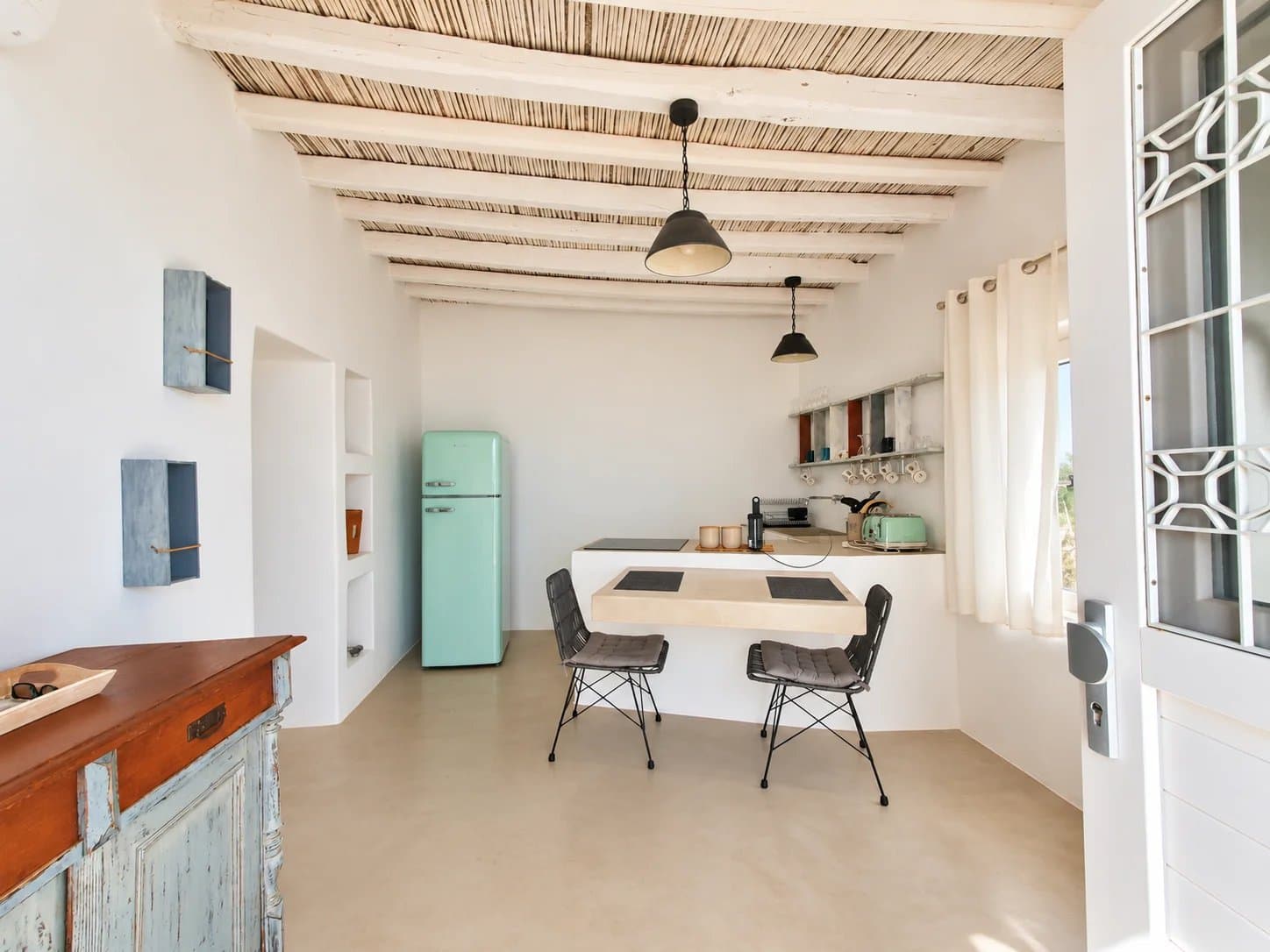 Characterful Cycladic House in Marmara, Paros – Authentic Charm & Private Courtyard - Image 1