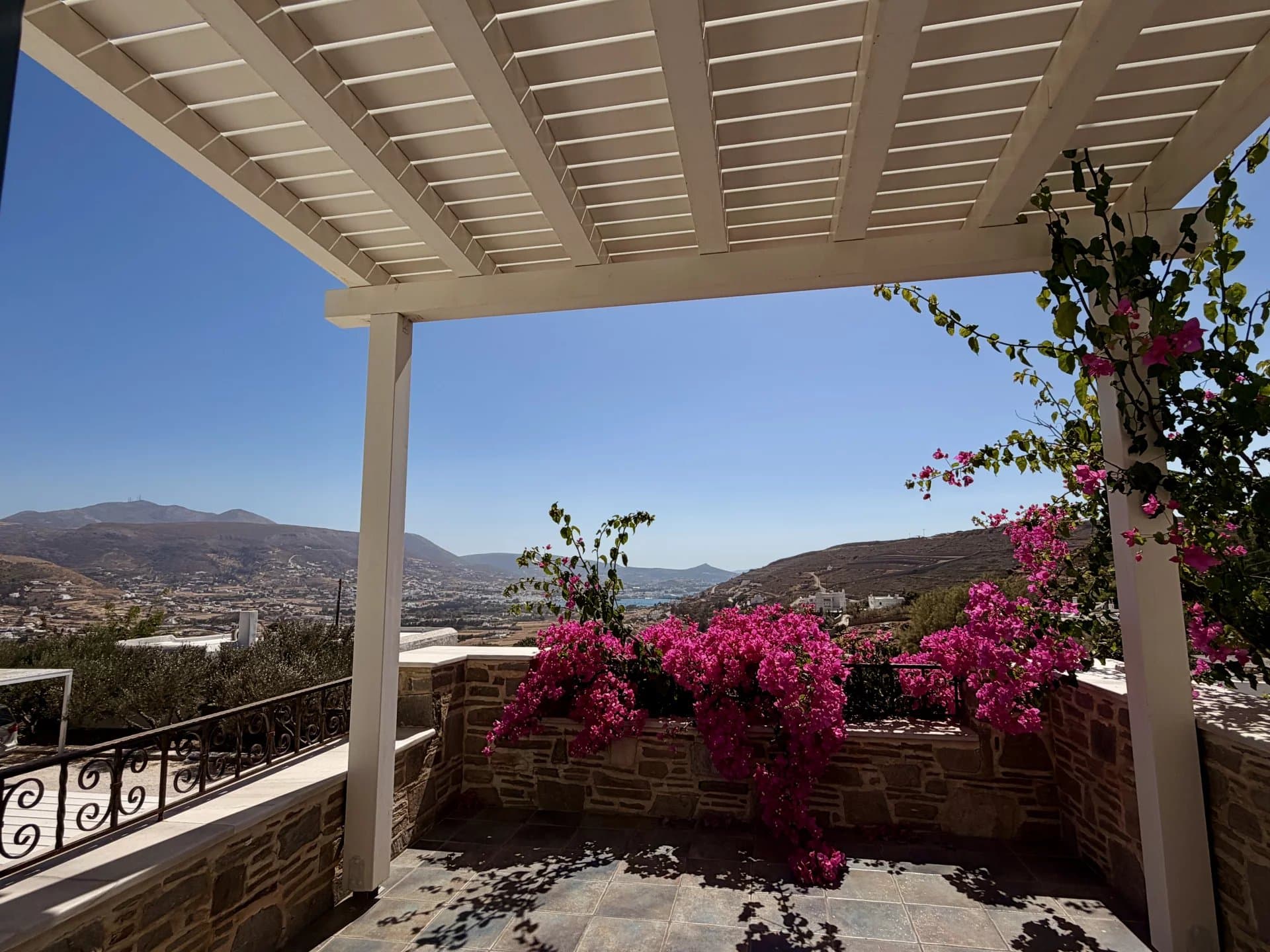 Individual House in Kalami, Paros – Sea Views, Private Garden, Garage & Guest Studio - Image 19