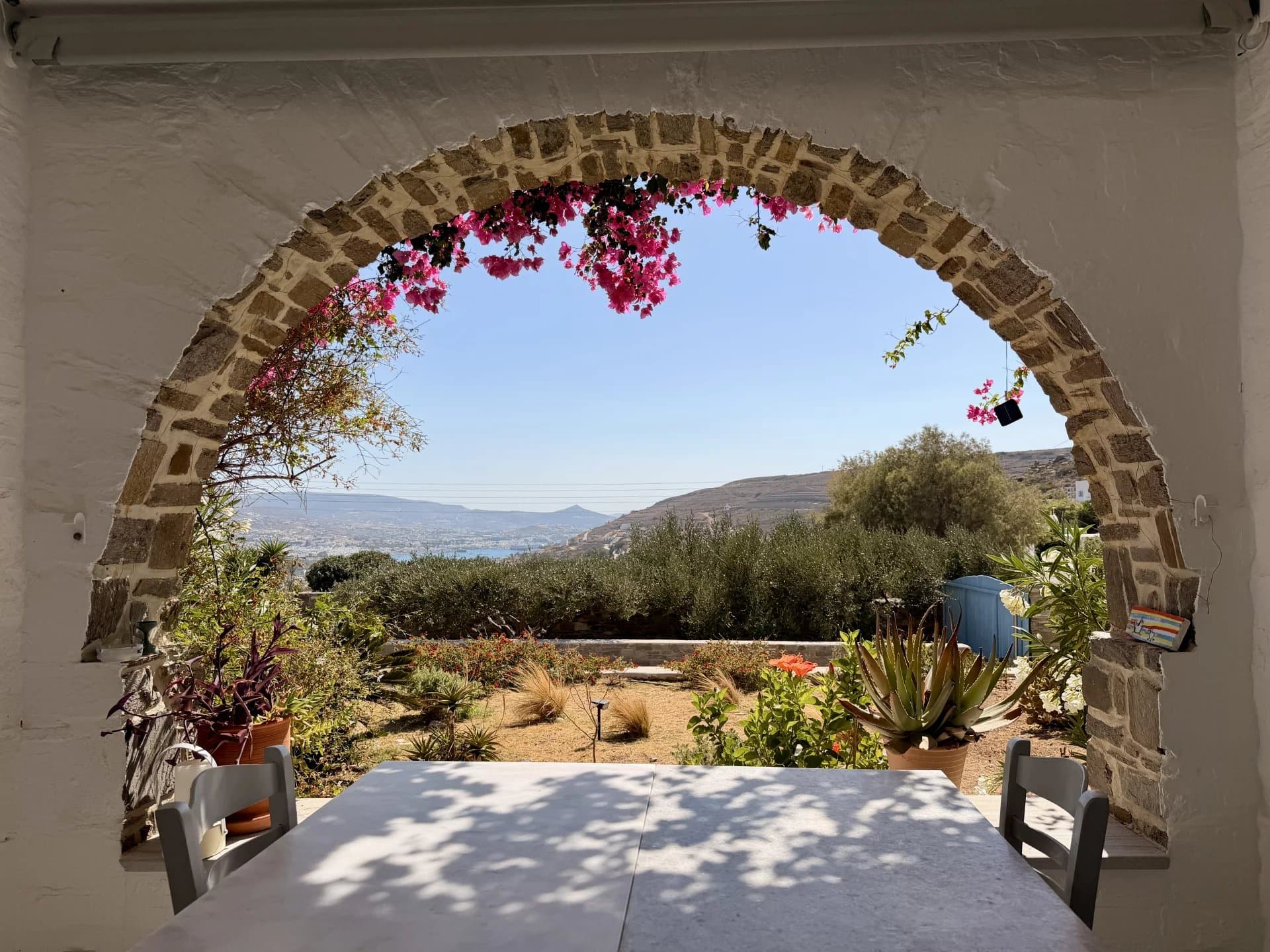 Individual House in Kalami, Paros – Sea Views, Private Garden, Garage & Guest Studio - Image 3