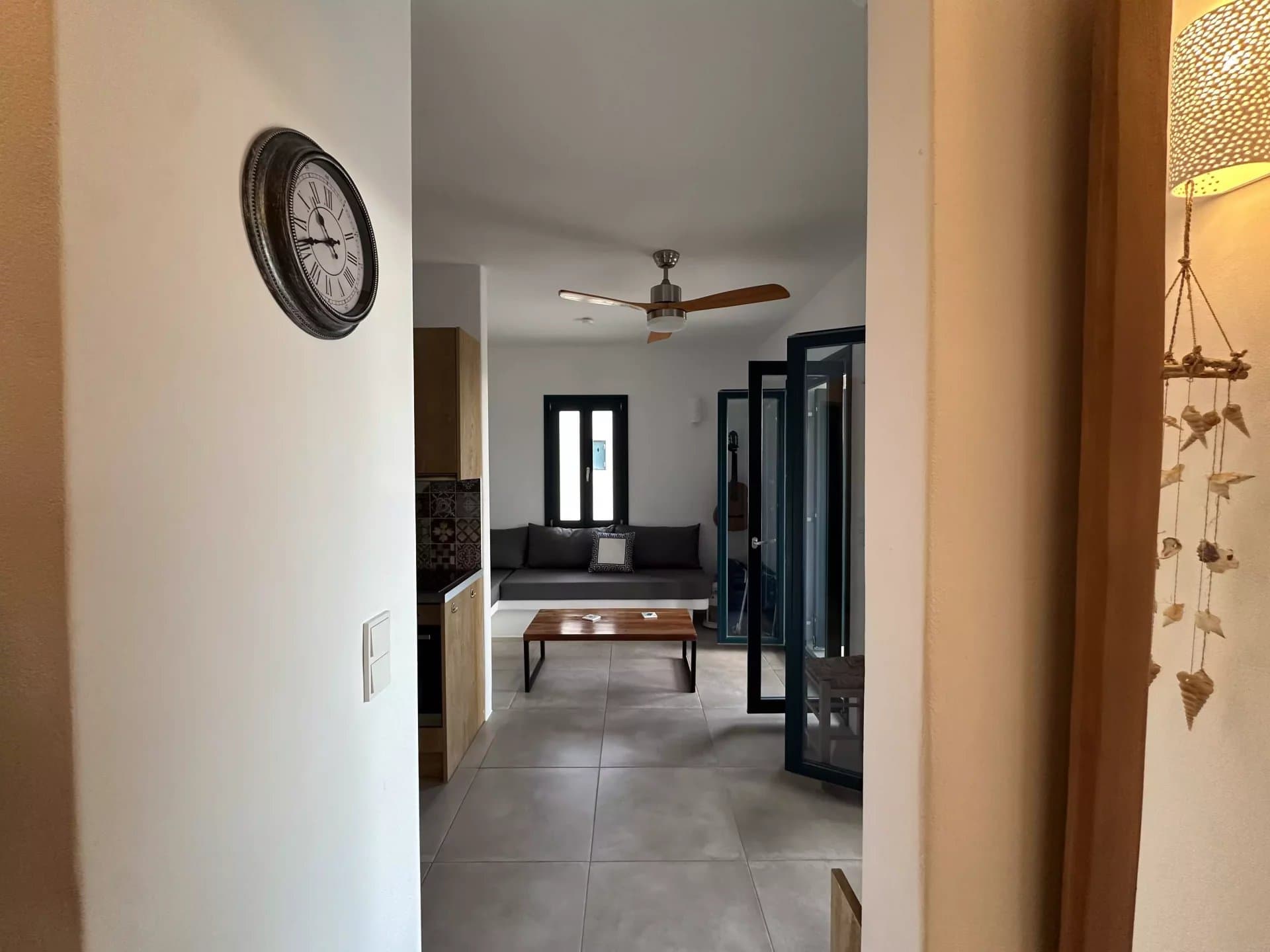 Charming Sea-View Maisonette in Aspro Chorio, Paros - Image 7