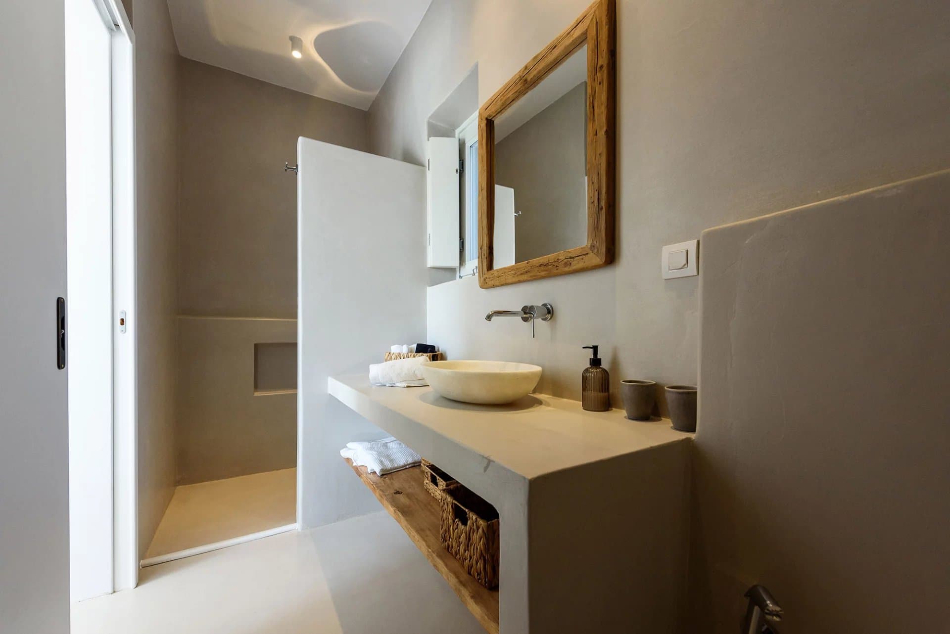 Brand-new luxury villa with pool & sea view – Faragas, Paros - Image 25