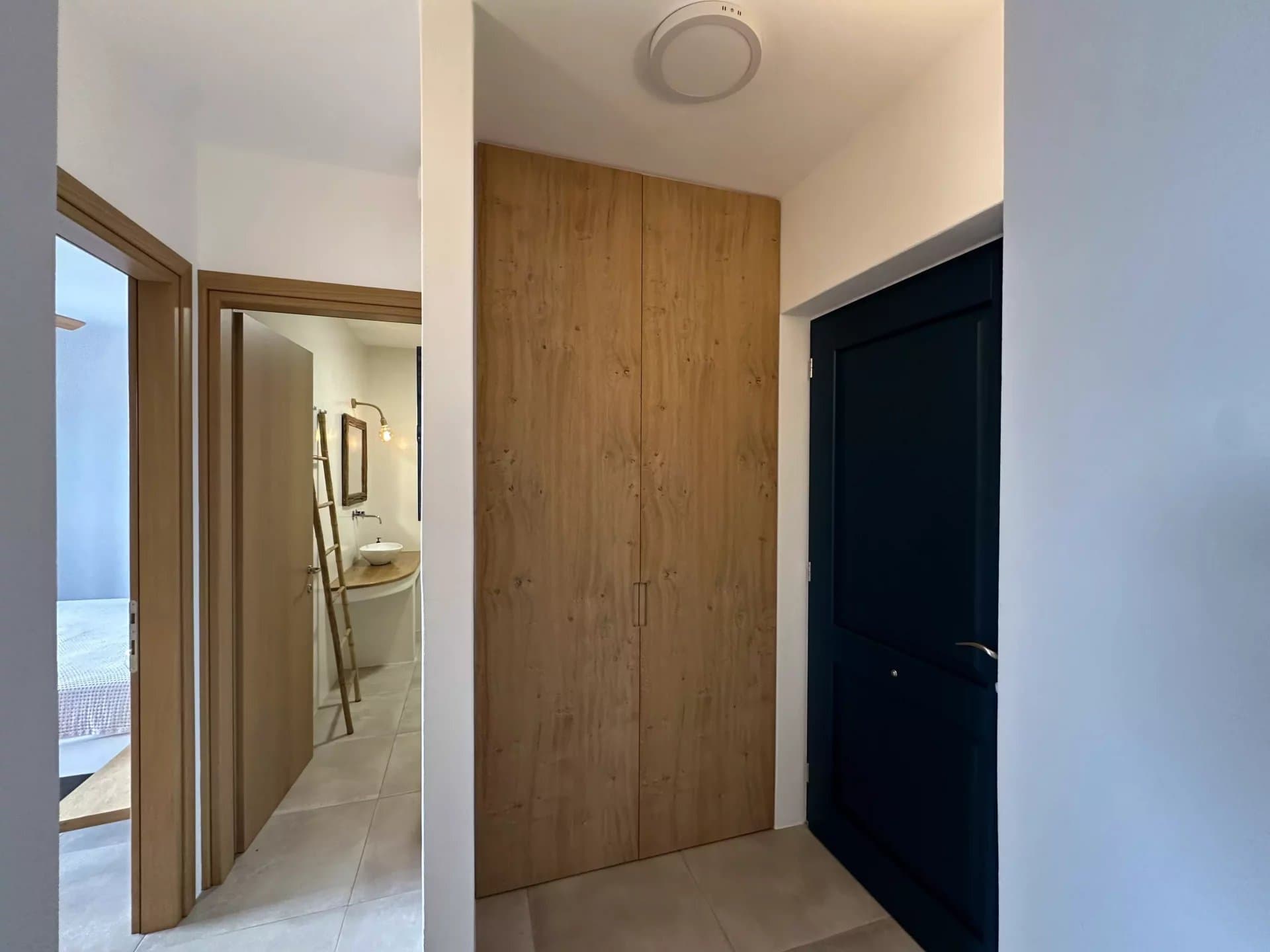 Charming Sea-View Maisonette in Aspro Chorio, Paros - Image 6