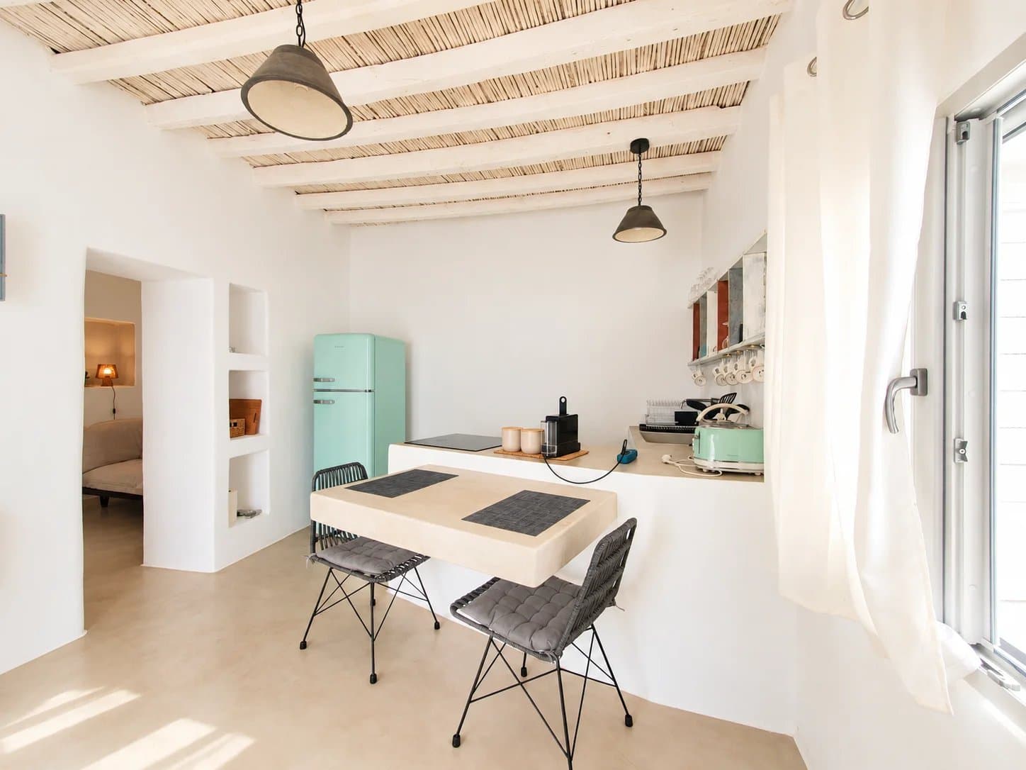 Characterful Cycladic House in Marmara, Paros – Authentic Charm & Private Courtyard - Image 3