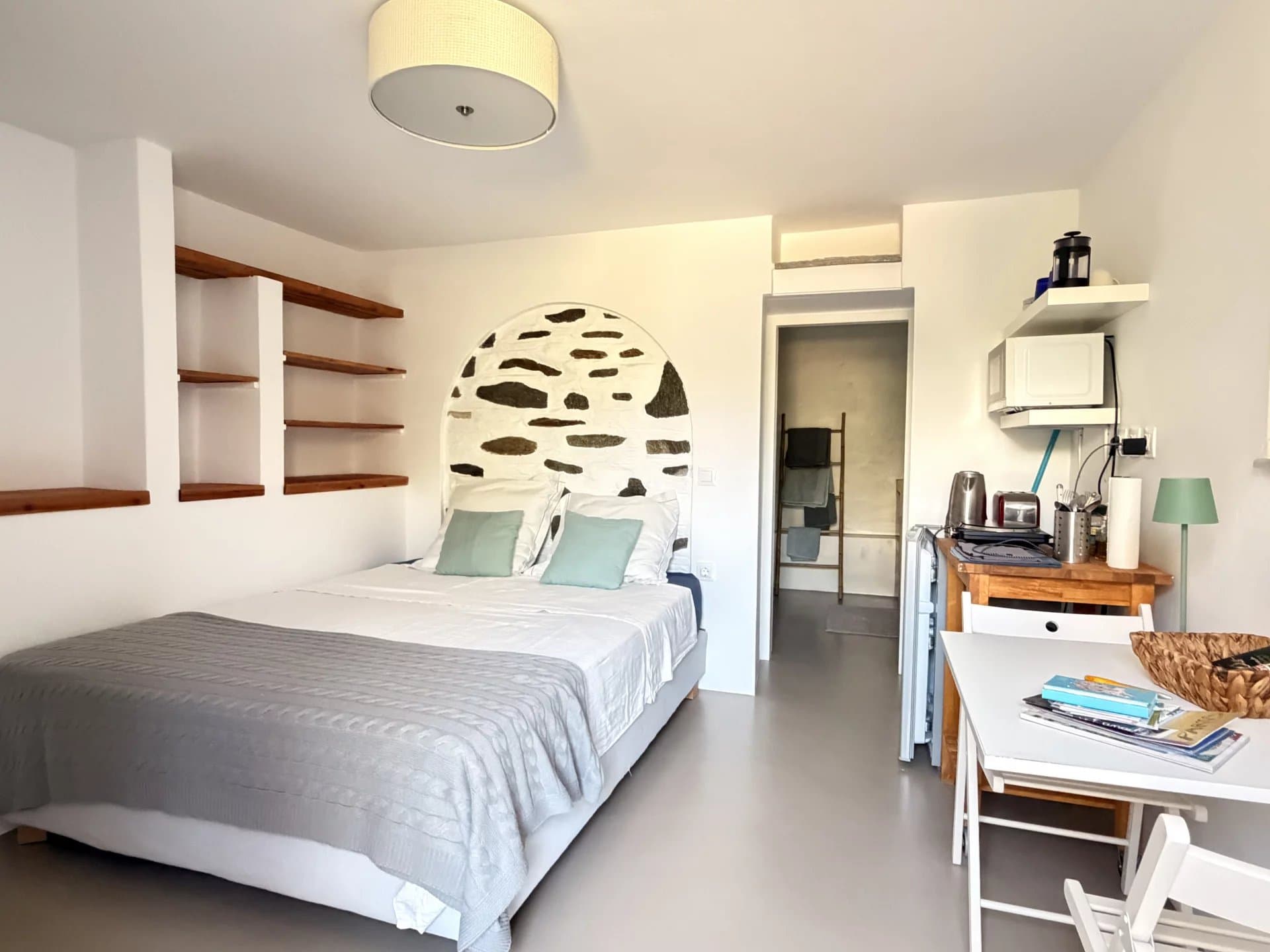 Individual House in Kalami, Paros – Sea Views, Private Garden, Garage & Guest Studio - Image 25