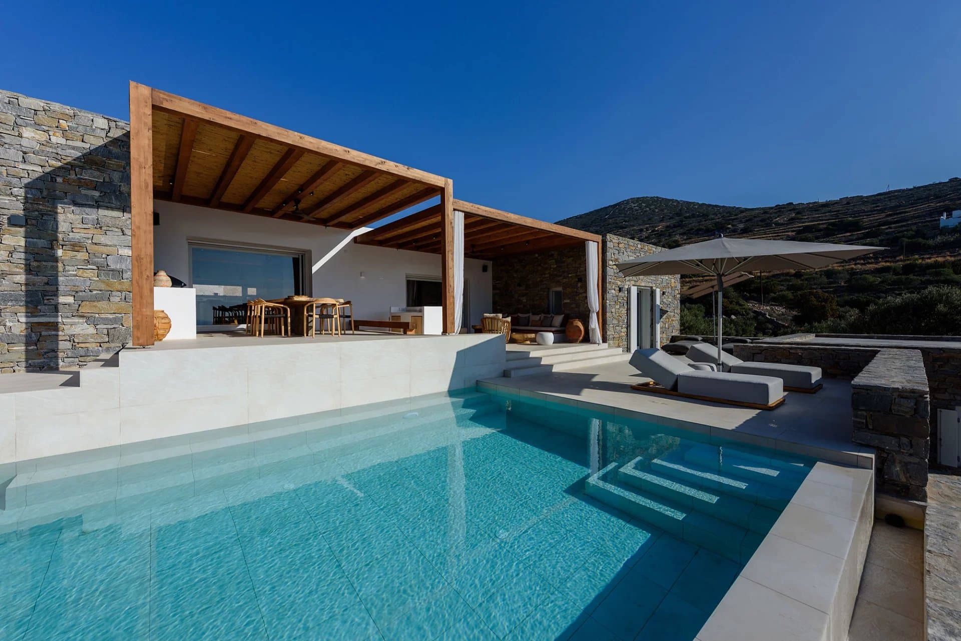Brand-new luxury villa with pool & sea view – Faragas, Paros - Image 6