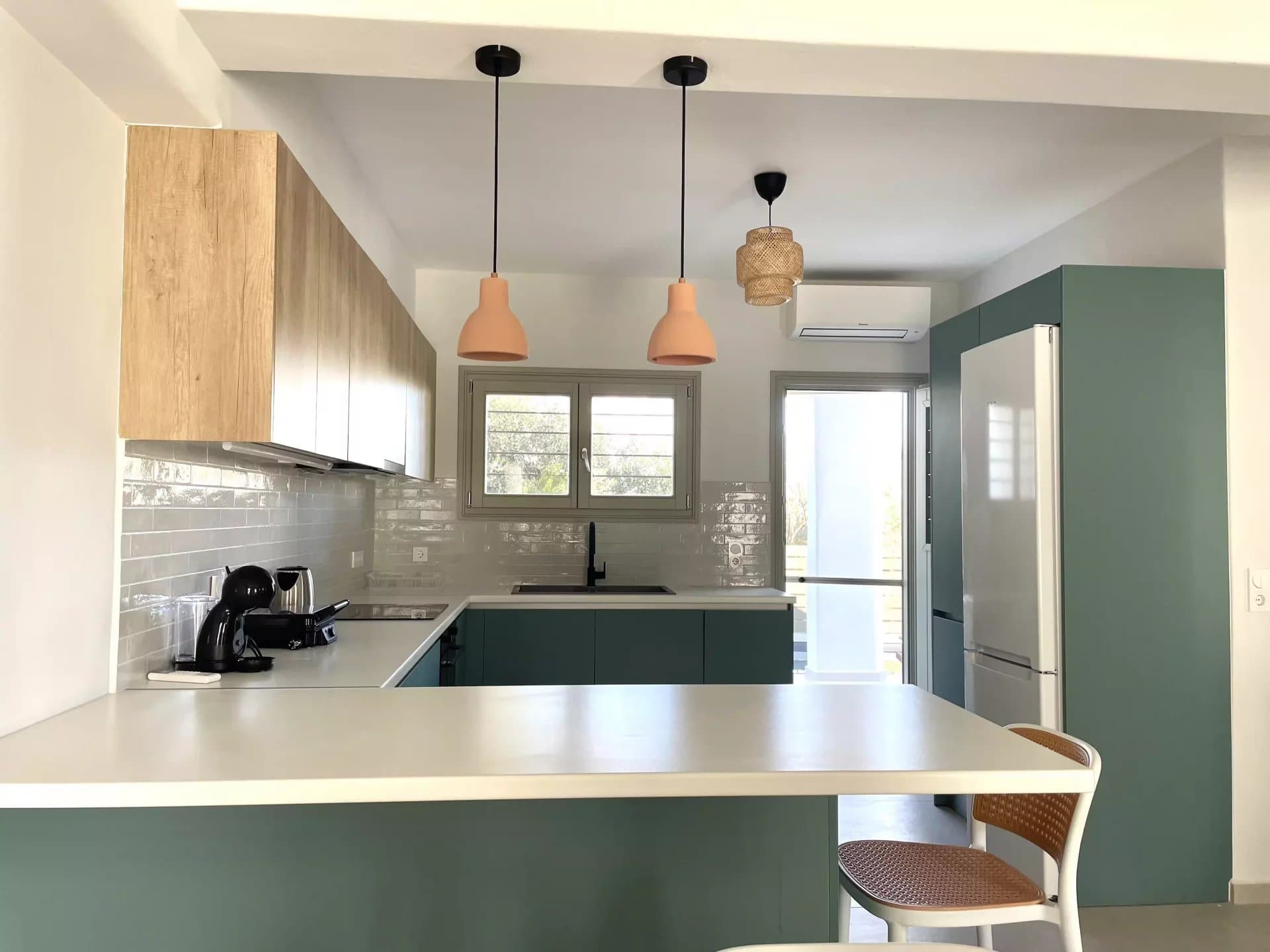 Elegant Coastal Home for Sale in Piso Aliki – Just Steps from the Sea – Paros - Image 8